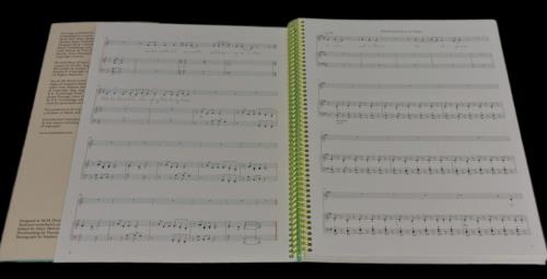 Björk 34 Scores for Piano, Organ, etc. Hal Leonard 34 Scores For Piano, Organ, Harpsicord And